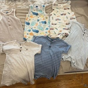 Lot of 6 baby boy rompers. All size 18-24 months